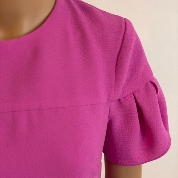 Trina Turk Jacinta Shift Dress Petal-Sleeve - Pink/Snapdragon Size 0 - Picture 4 of 16